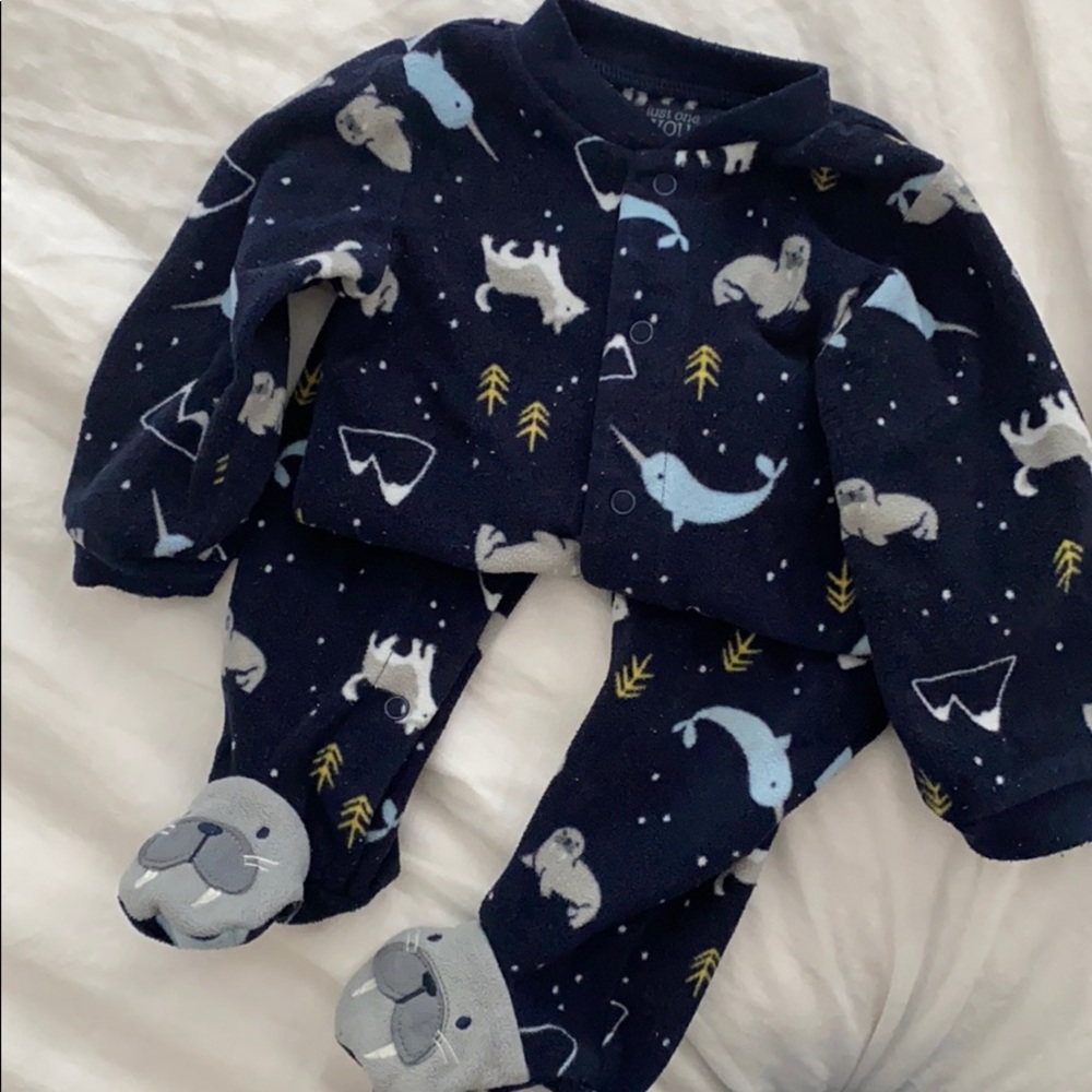 Carter’s Fleece Pajamas (9 months)